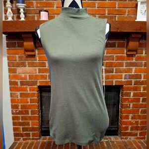 ANA SLEEVELESS HIGH NECK TOP L